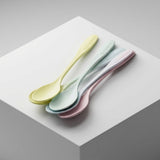 Set herbruikbare lepels in vier pastelkleuren